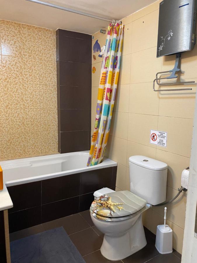 Mina Apartment Iraklion Buitenkant foto